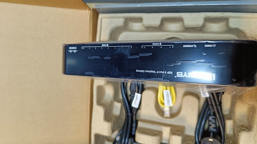 VoIP-шлюз Cisco SB SPA8000-G5