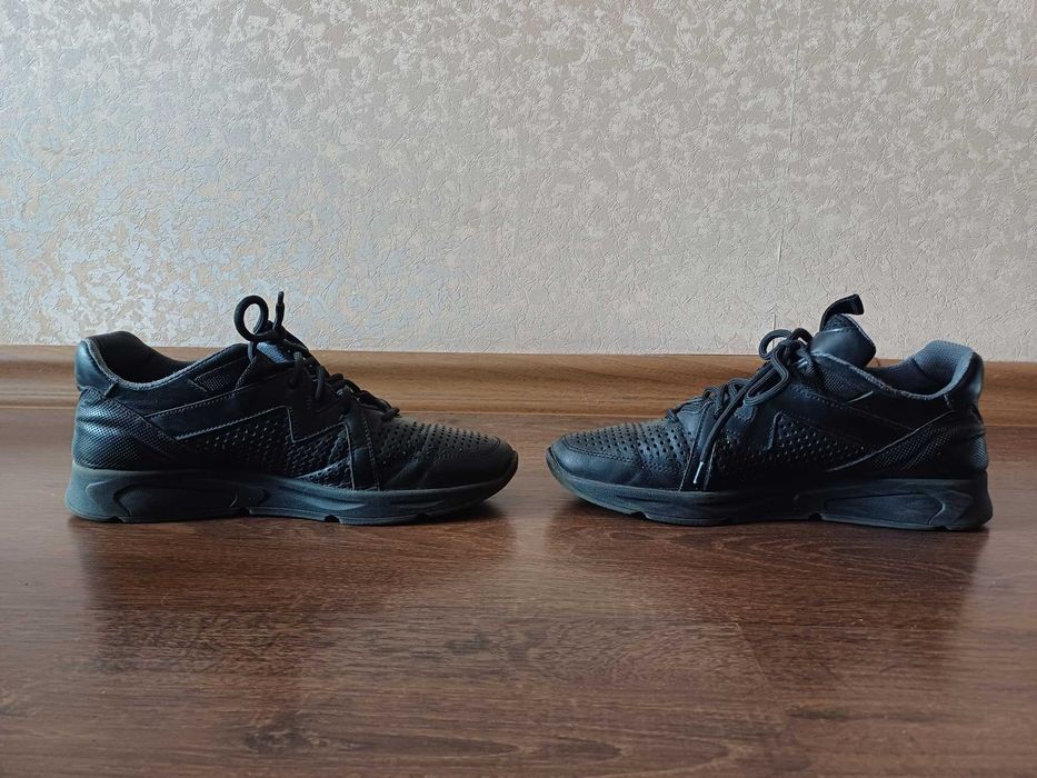 Шкіряні фірмові туфлі гарний стан 37 розмір