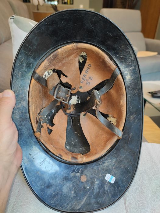 Hełm strażacki brytyjski