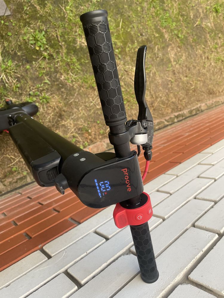 Єлектросамокат Proove X-City Pro
