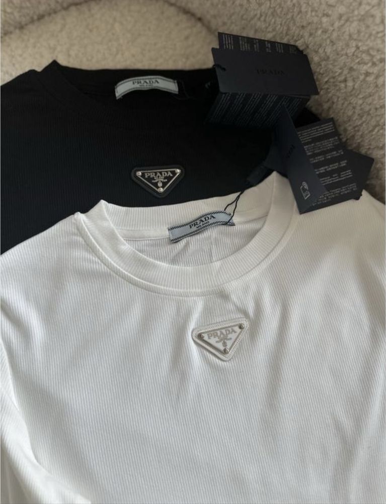 Лонглслів кофта в рубчик білий чорний Прада Prada Xs S M L
