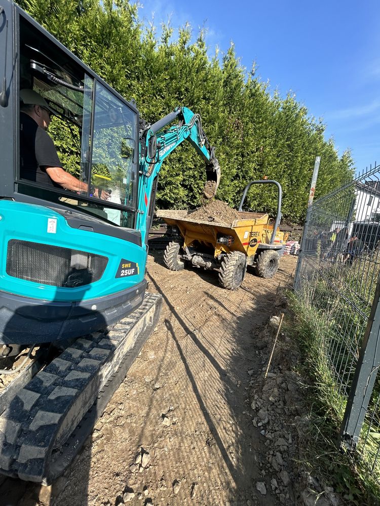 Minikoparka wozidło koparka kamień piasek beton wywrotka