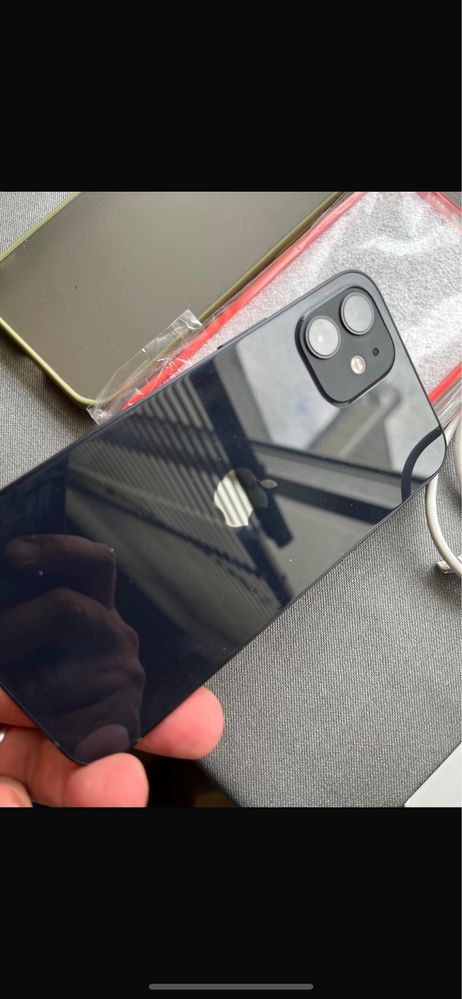 Iphone 12 semi novo