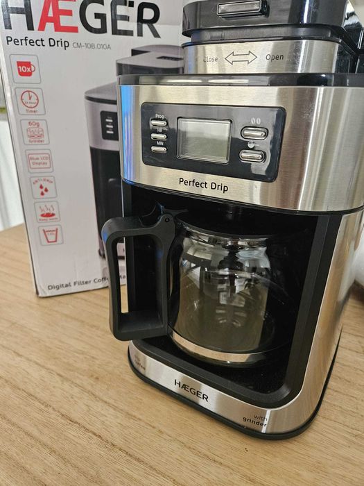 Maquina de Café com Moinho Haeger