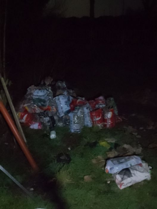 Oddam drobny gruz w workach po 15 kg