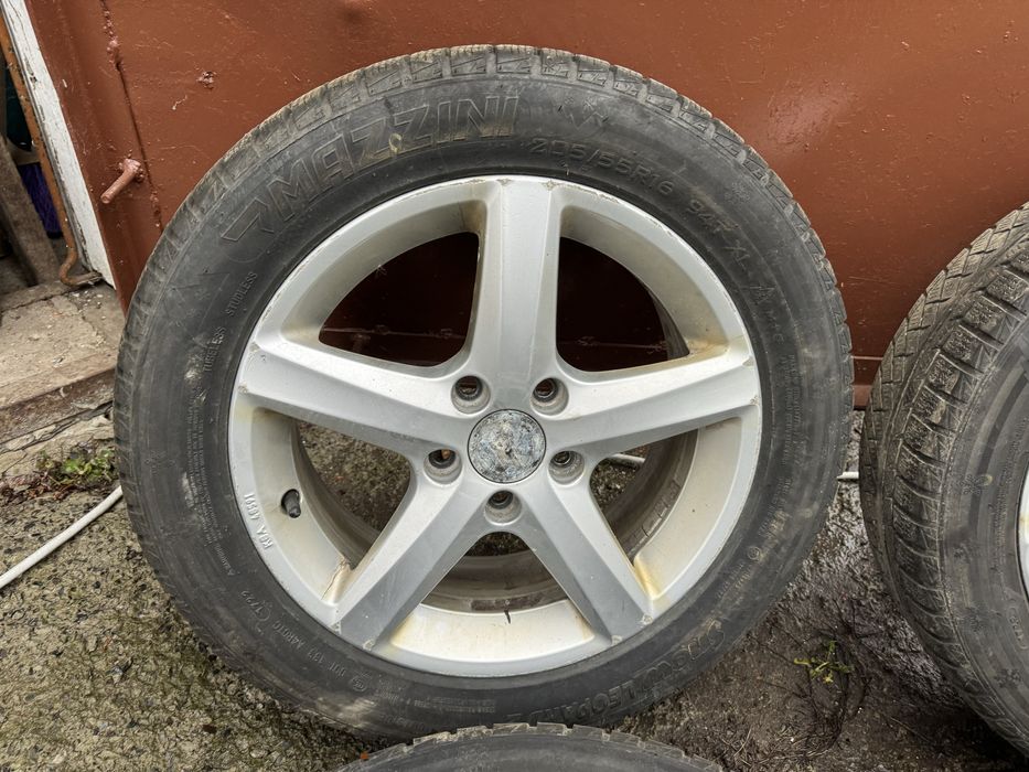 nokian tyres hakkapeliitta r5 205/55 r16 резина шини зимові клеса