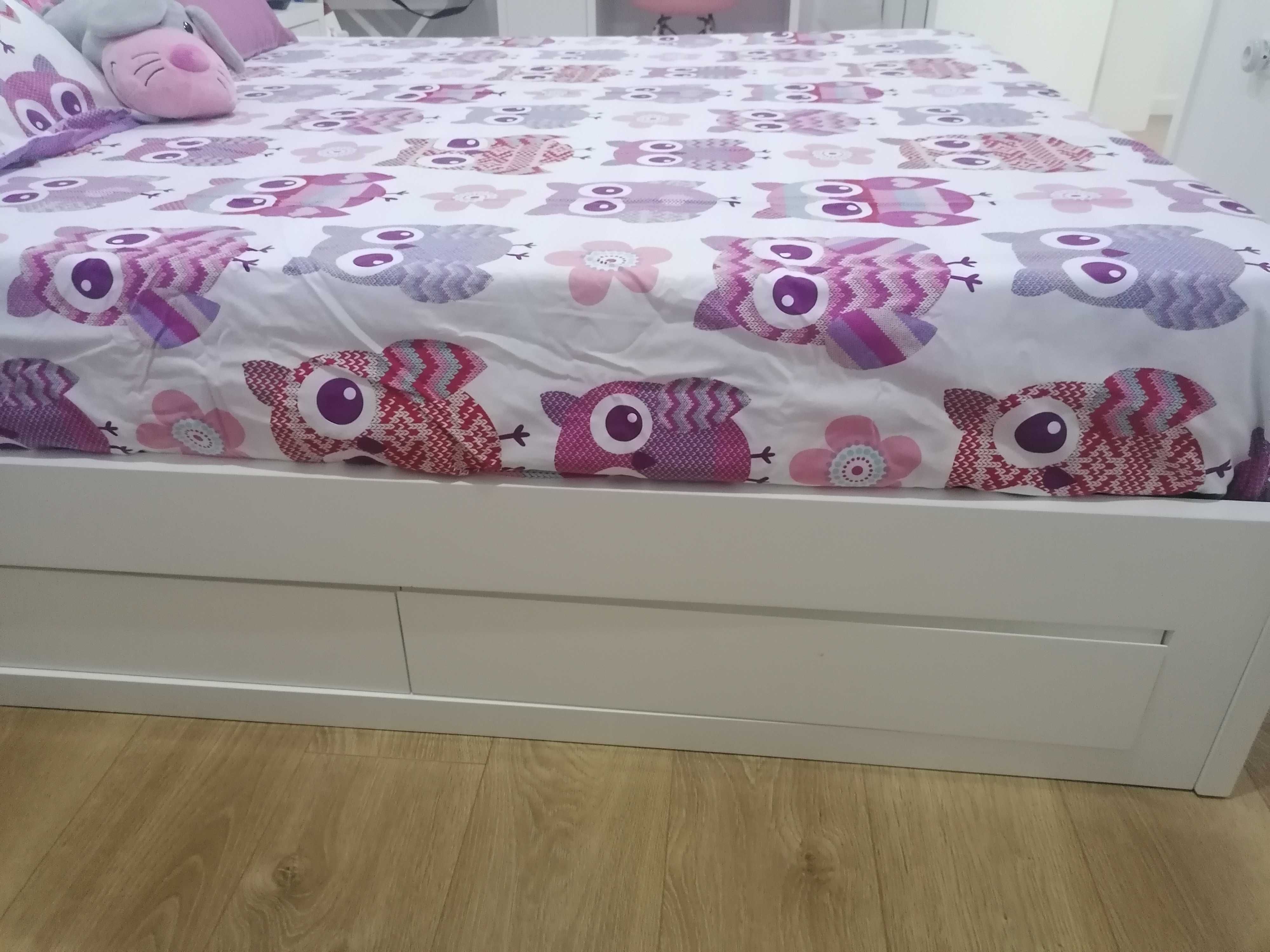 Cama casal branco lacado