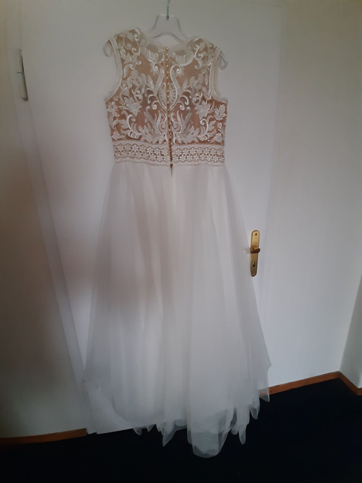 Suknia ślubna Laurena