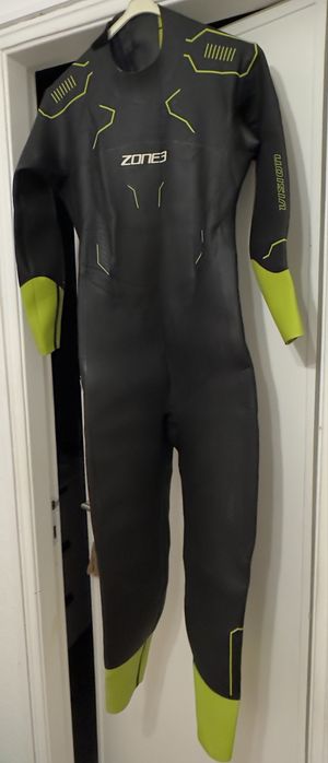 Fato vision Zone3 Tamanho xl mas veste como M/L