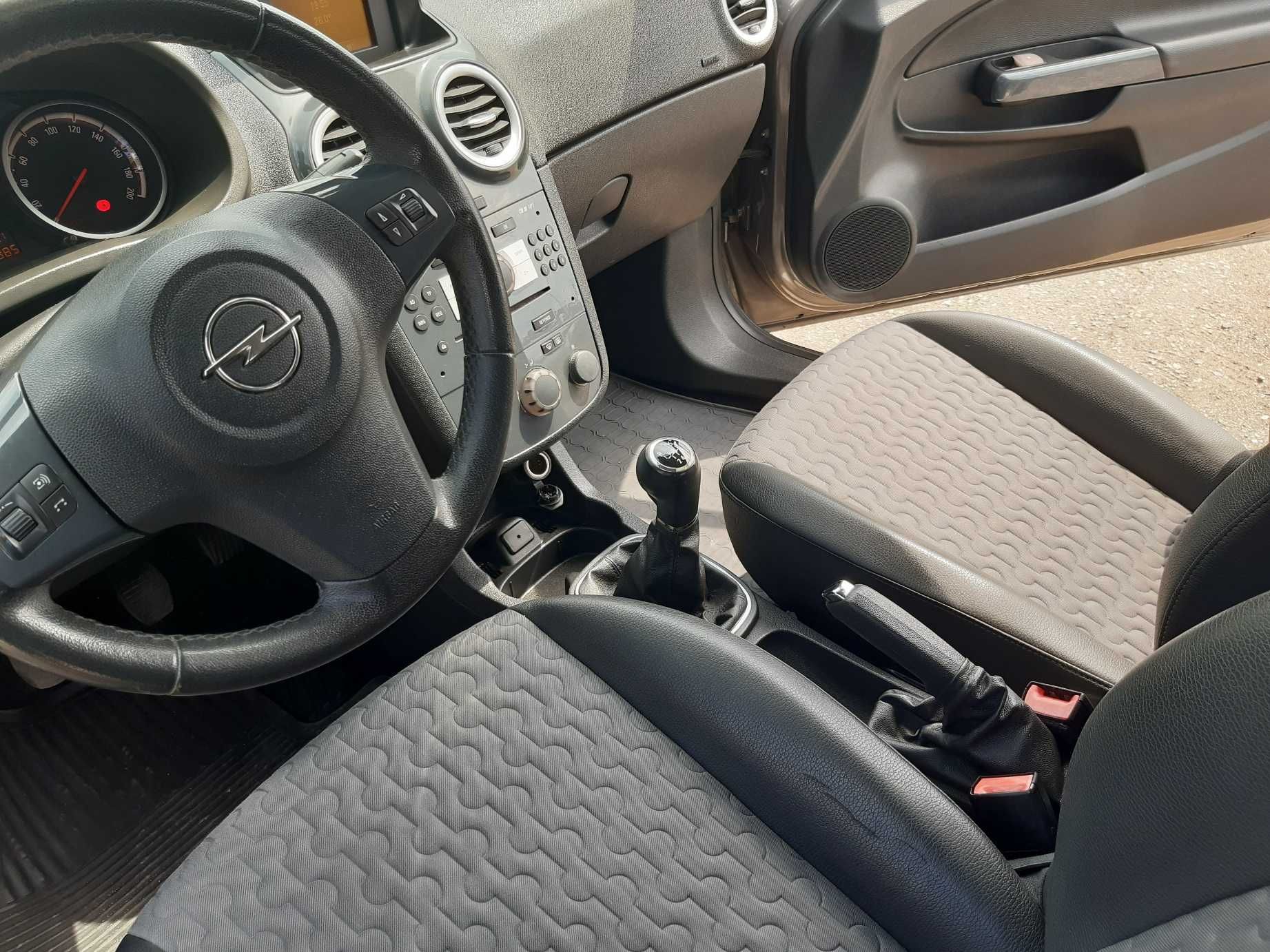 Opel Corsa D 1.4