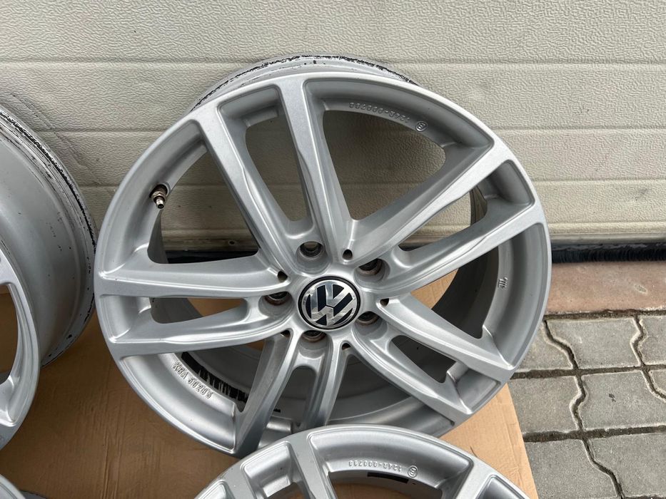 4x felgi aluminiowe VW 17cali