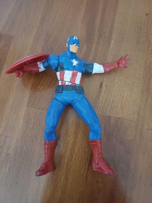 Рухома іграшка Marvel