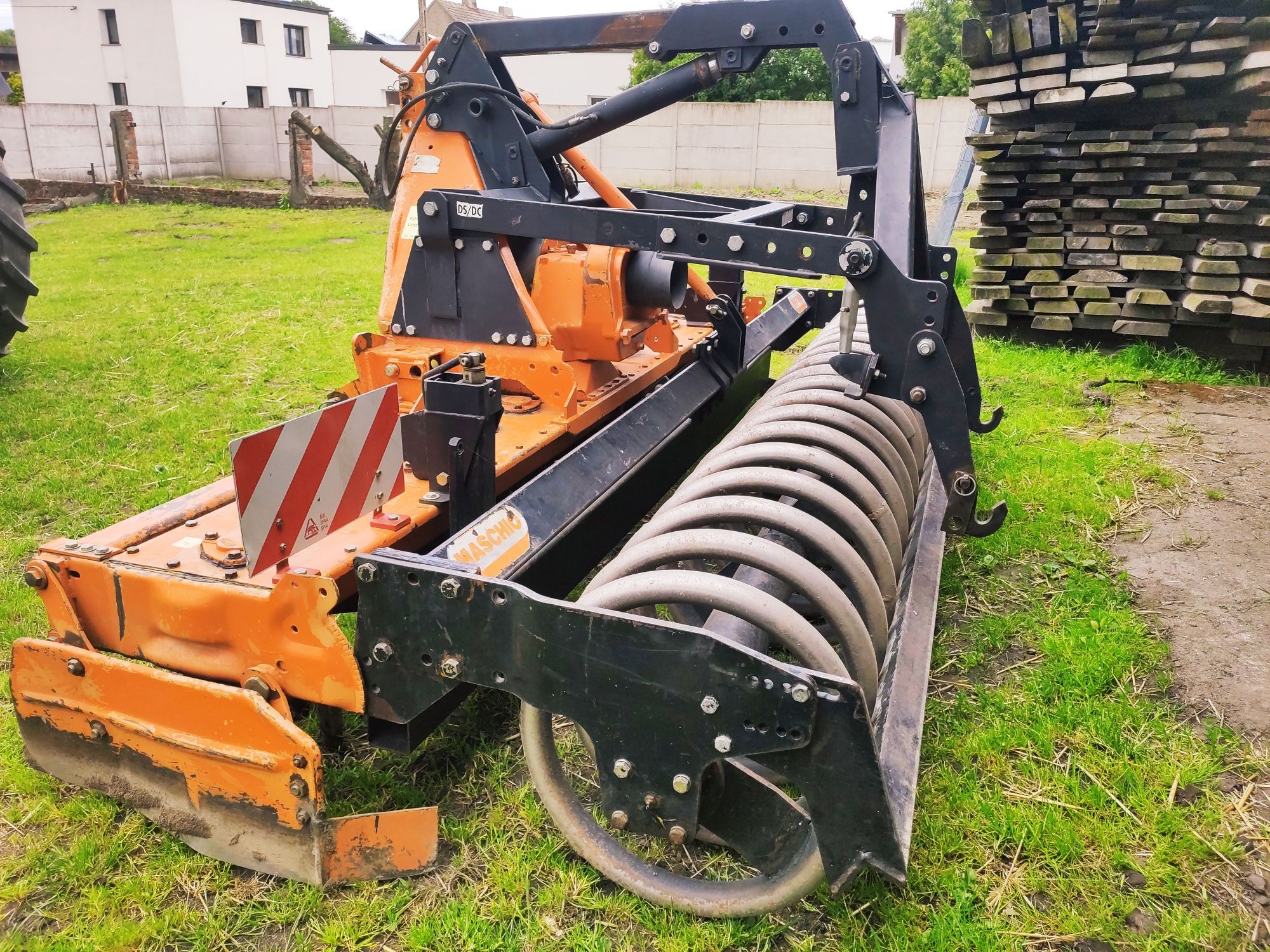 Agregat uprawowy, brona aktywna MASCHIO 3m Hydropak