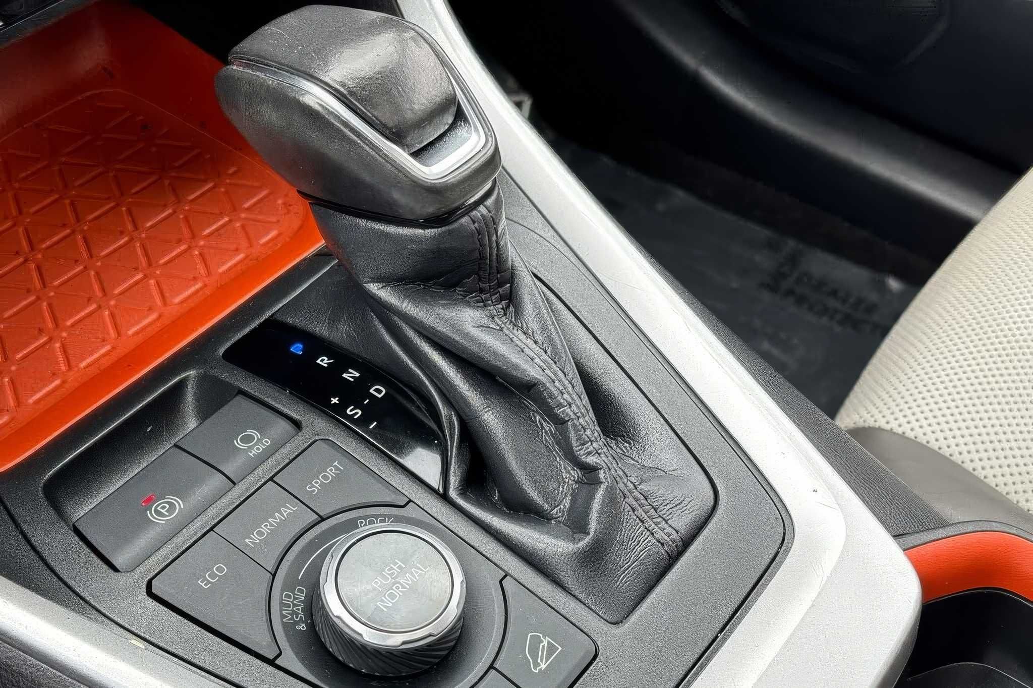 2019 Toyota RAV4 Adventure