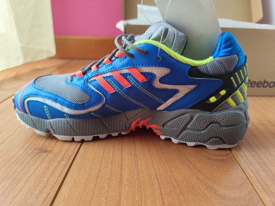 Tênis adidas TORSION TRDC W