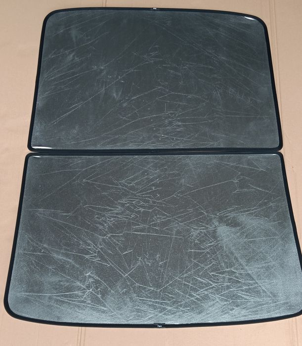 Розпродаж.Сонцезахисні відбиваючі шторки на панорамний дах Тесла M3,МY