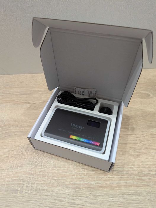 Світло для відео та фото Ulanzi VL120 RGB LED, портативне, 3100 мАг