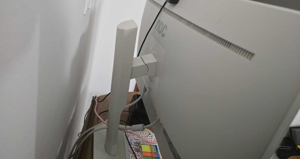 Monitor AOC 27" IPS 60Hz