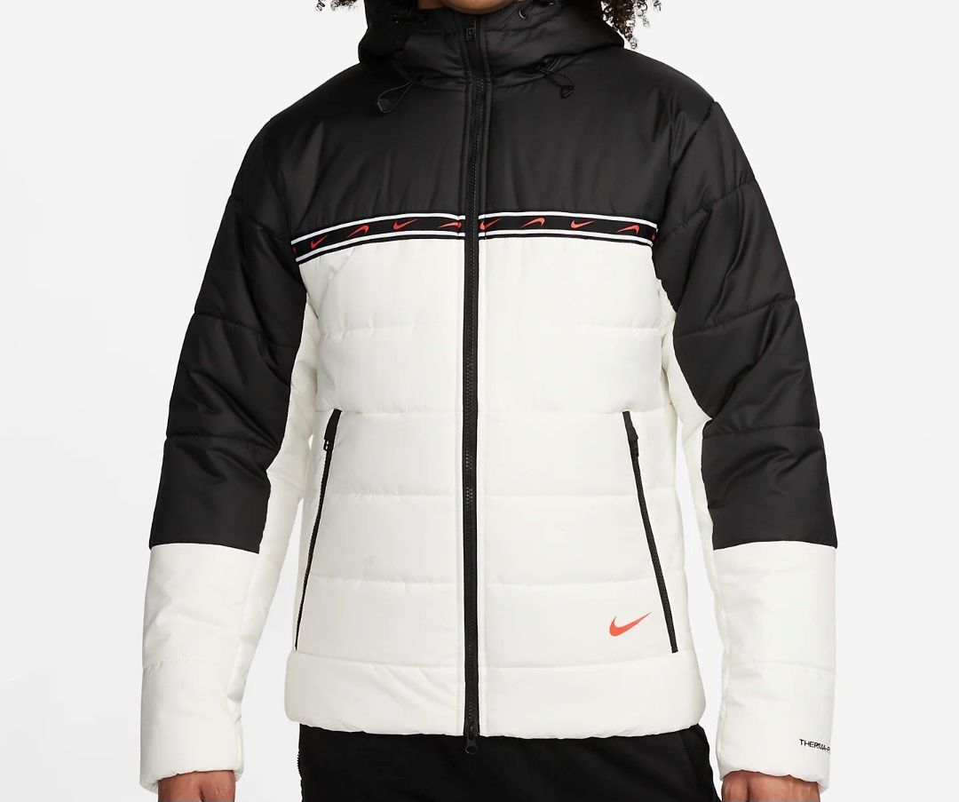 Casaco Nike Sportwear Repeat