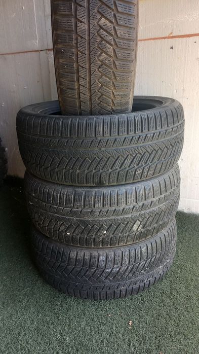 Opony zimowe 235/45R17