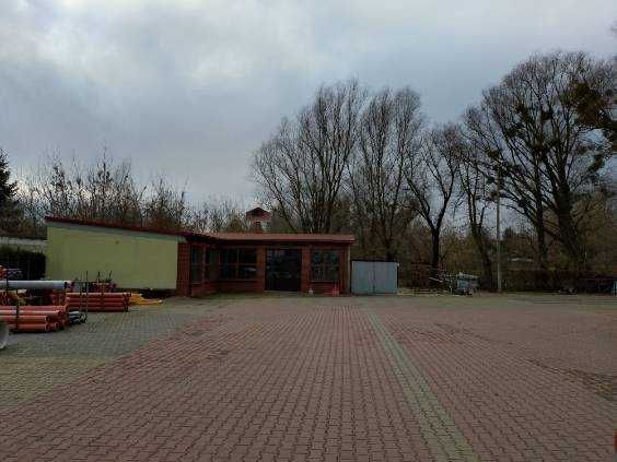 NIERUCHOMOŚĆ gruntowa z budynkami