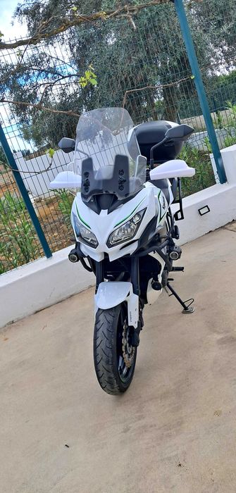 Kawazaky Versys 650 muitos extras