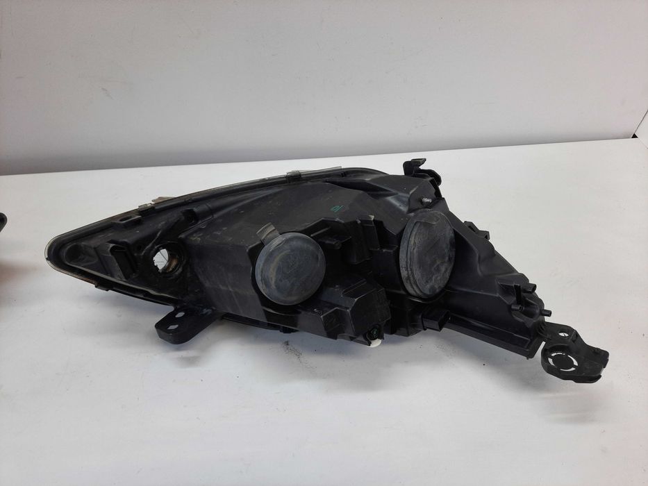 Peugeot 308 T9 13- lampa reflektor lewy prawy przód oryginał europa