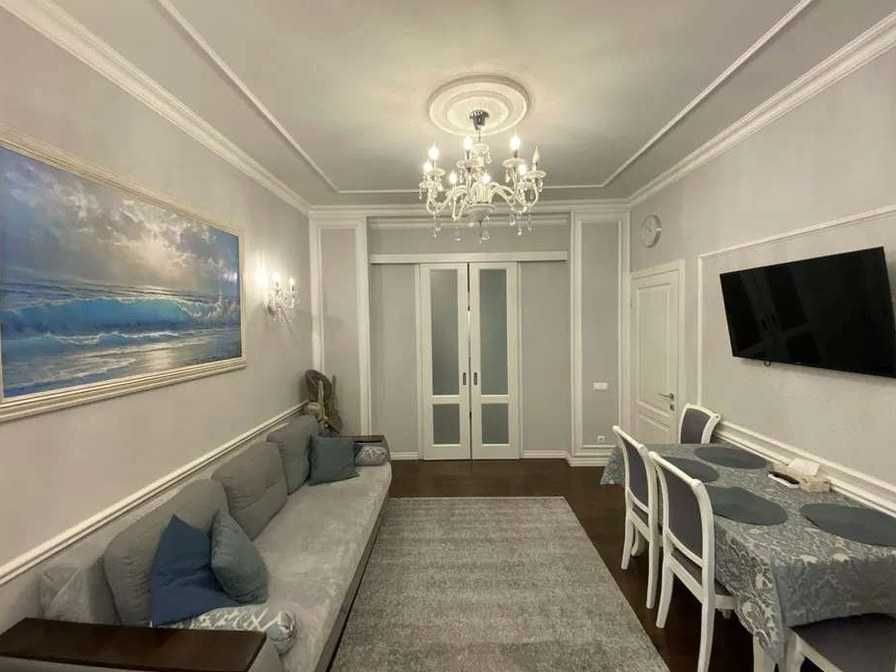 Здається затишна, простора квартира, пров. Ясинуватський