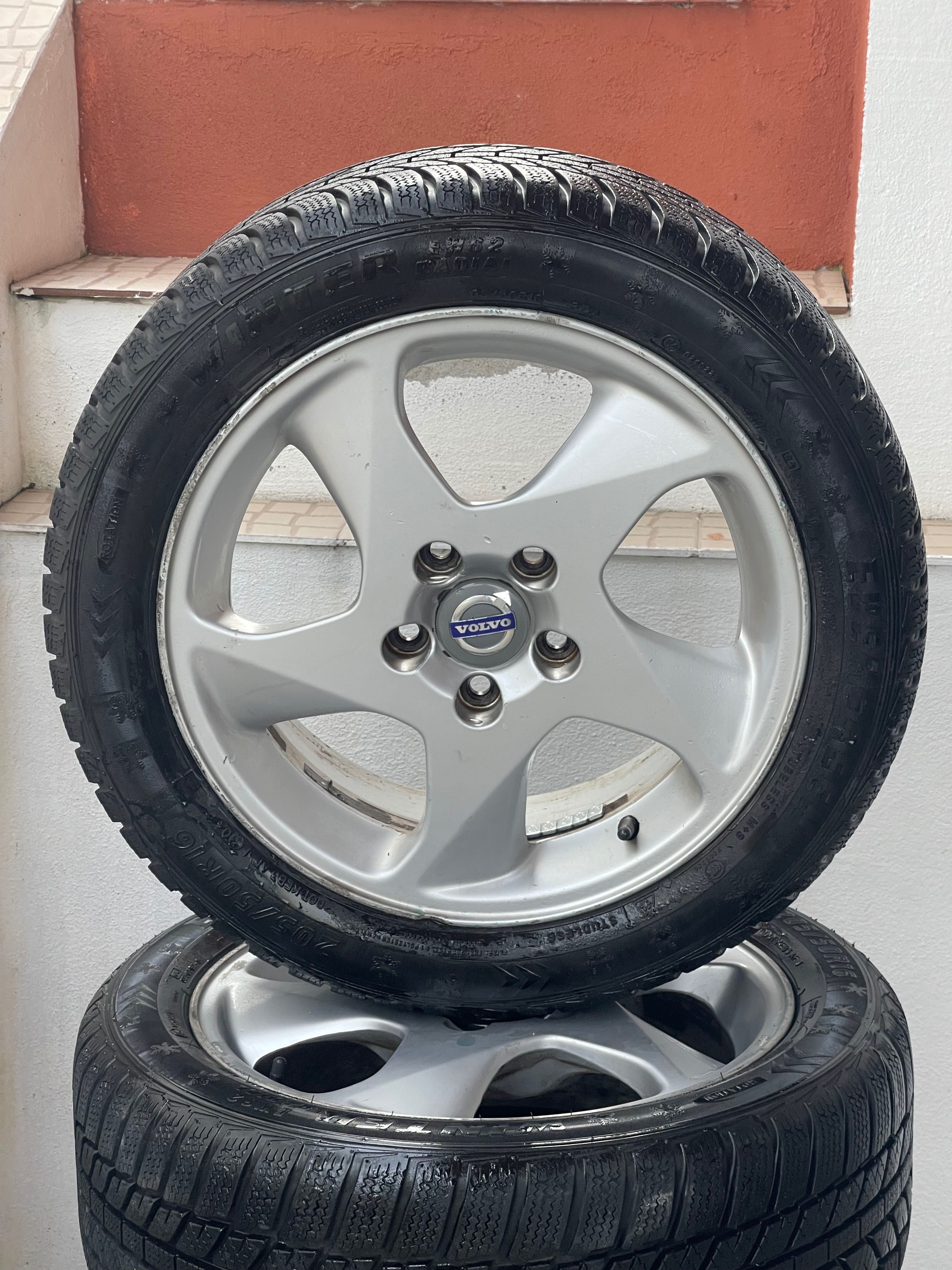 Jogo de jantes de liga leve Volvo Aro 16” + 4 pneus novos 205/50/16