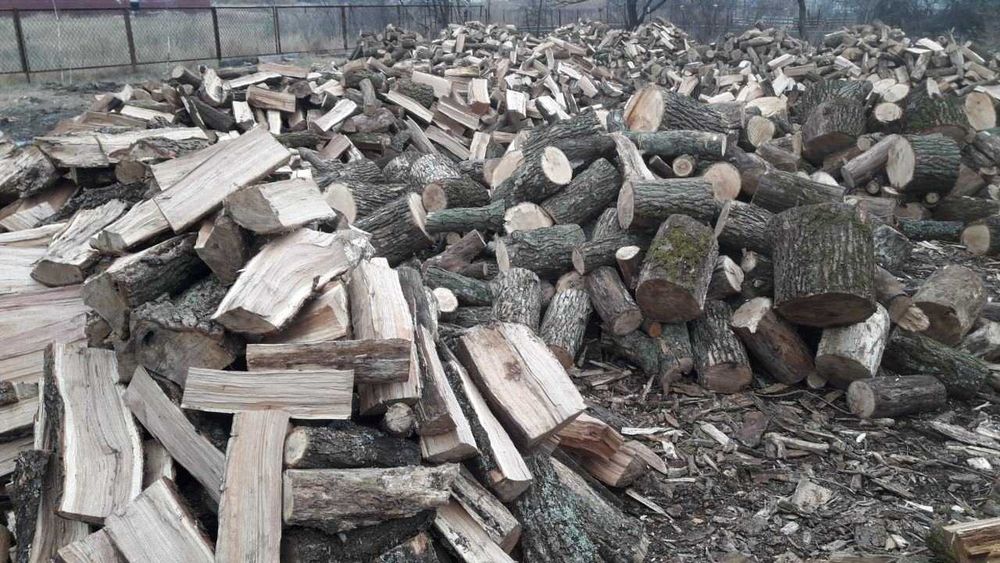 Дрова метровка,пиляні, колоті,дуб,ясень.