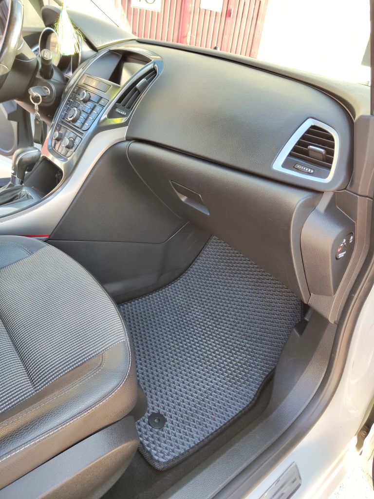 Opel Astra j 1.6 turbo