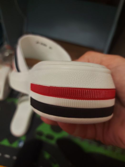 Стильные шлёпанцы