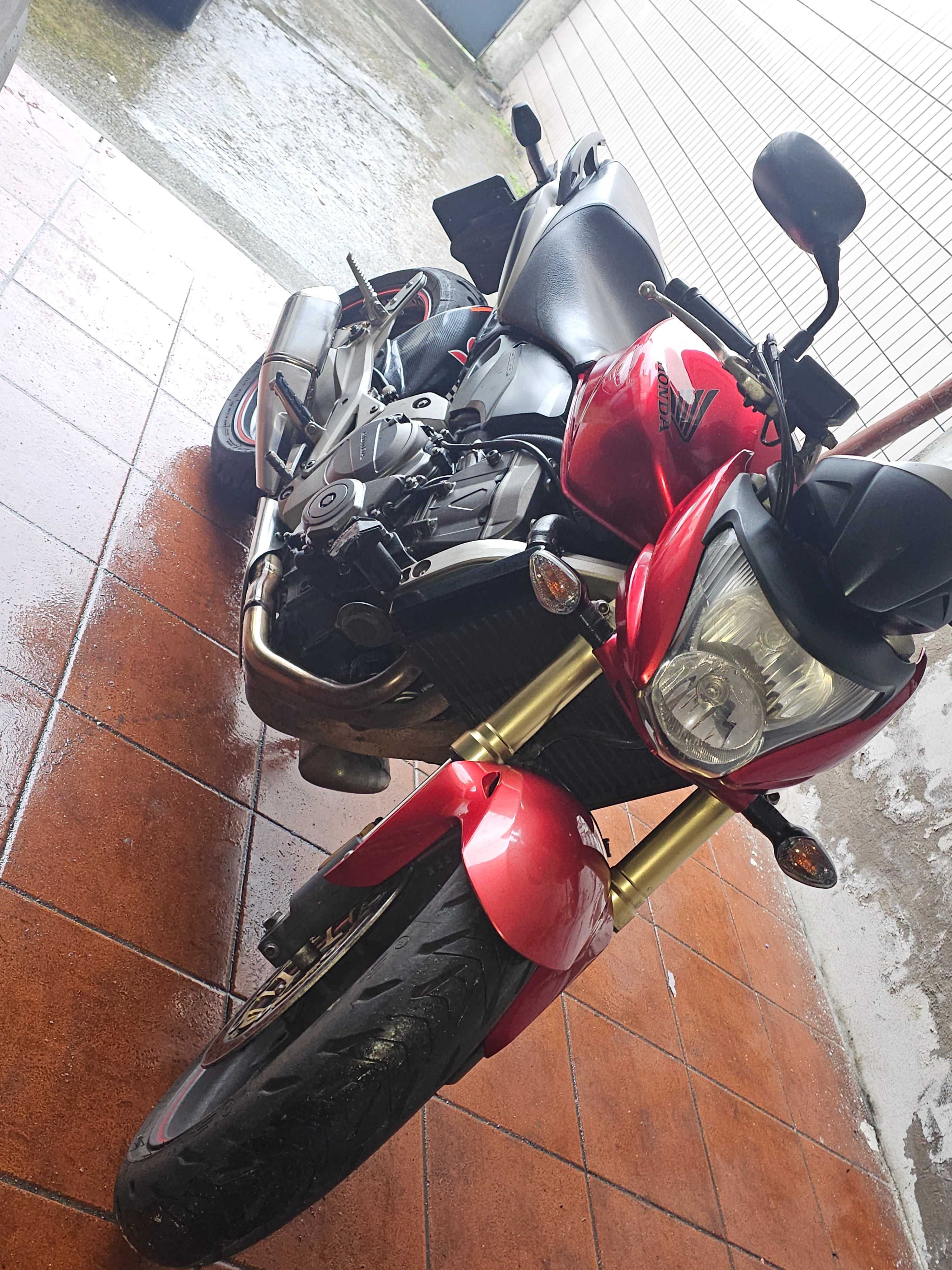 Honda cb 600f Hornet