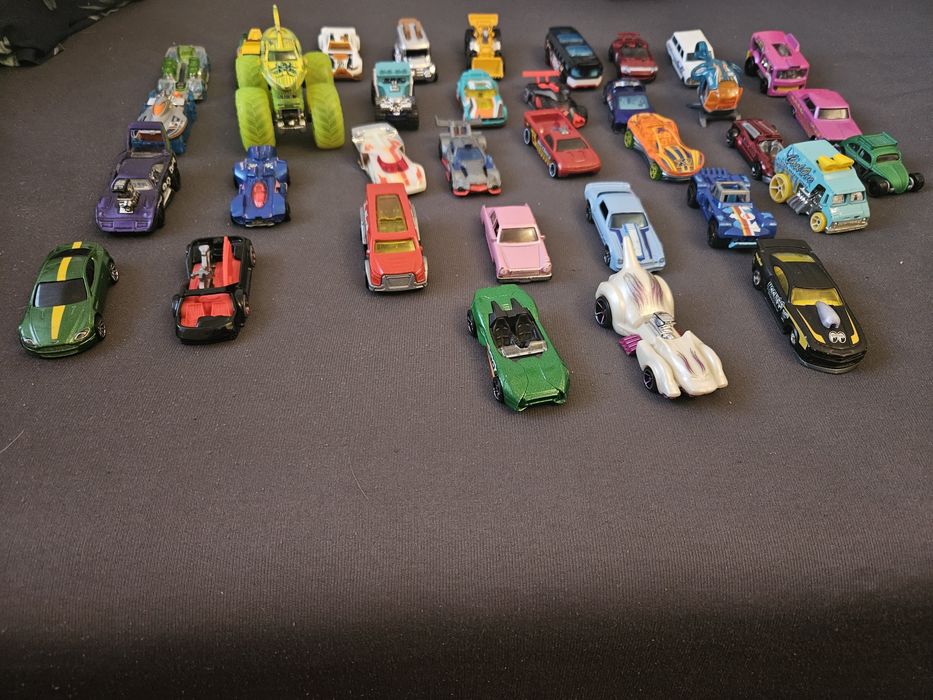 Hot weels sztuk 35 zestaw