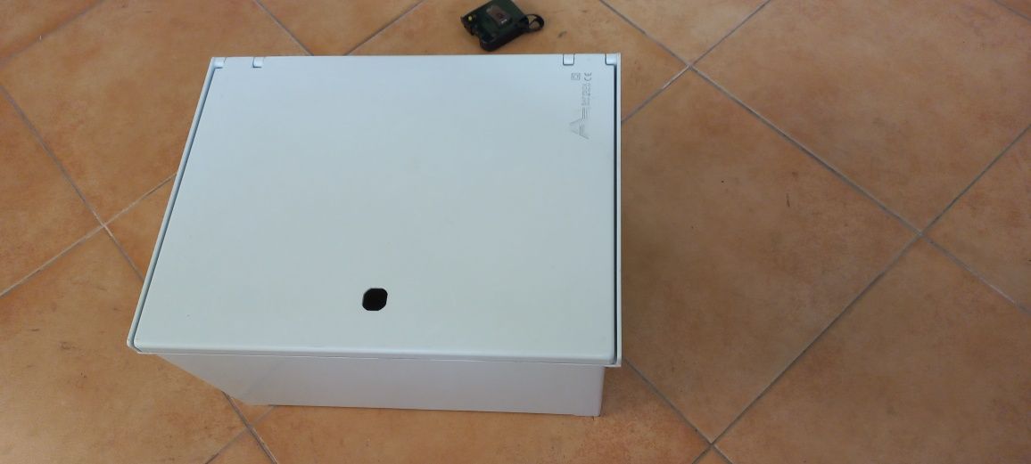 Caixa de segurança plastica