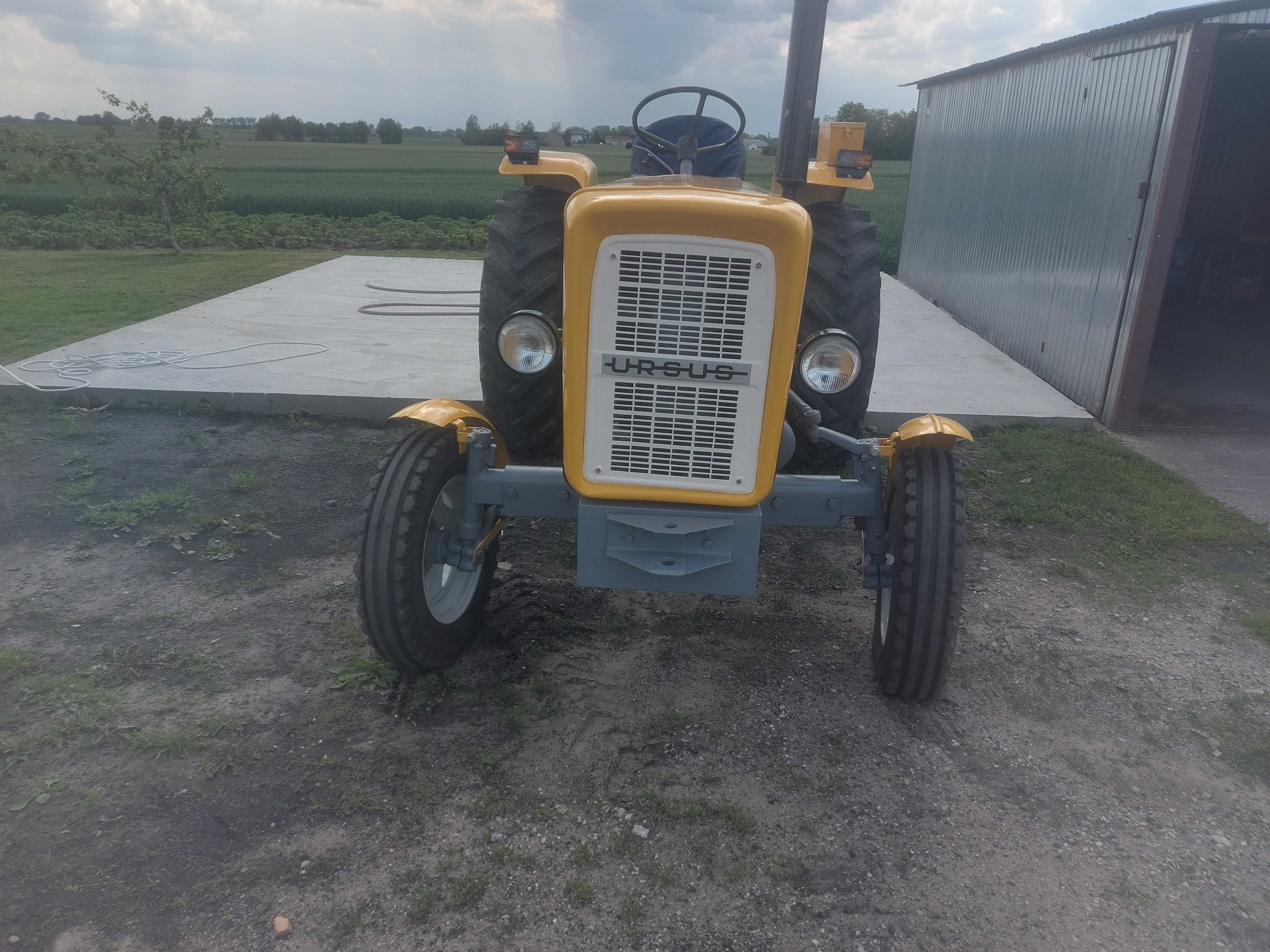Ursus C-360 po renowacji z kabiną