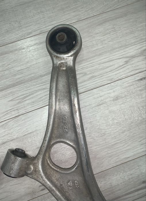 Рычаг правый алюминевый kia/hyundai tf/yf 54501-4R000 54500-4r000