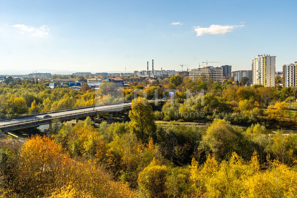 Оренда стильної 1-кімнатної квартири з кухнею-студією