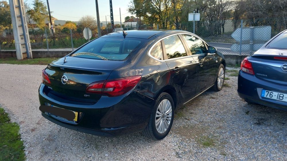 Opel Astra 1.6cdti 130cv