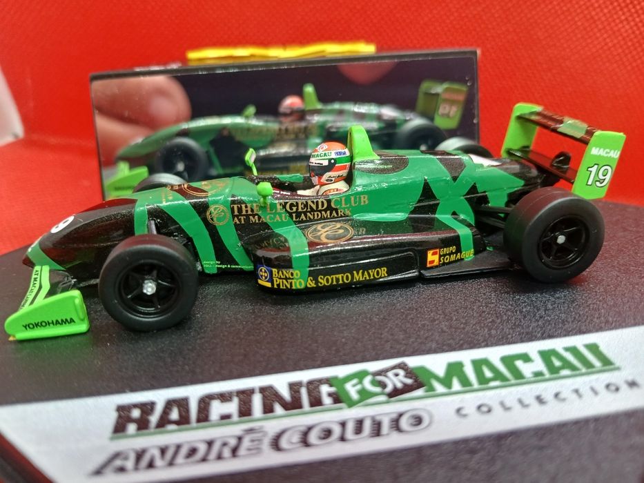 Escala 1:43 Pilotos Portugueses 4 modelos diferentes