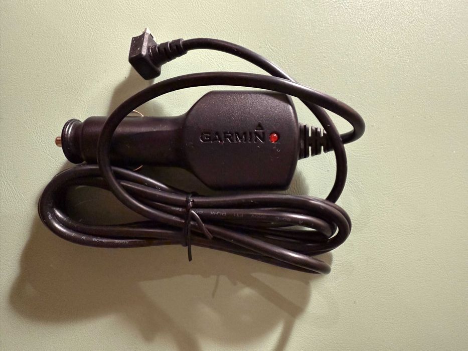Nowa ładowarka samochodowa Garmin Zumo XT usb b