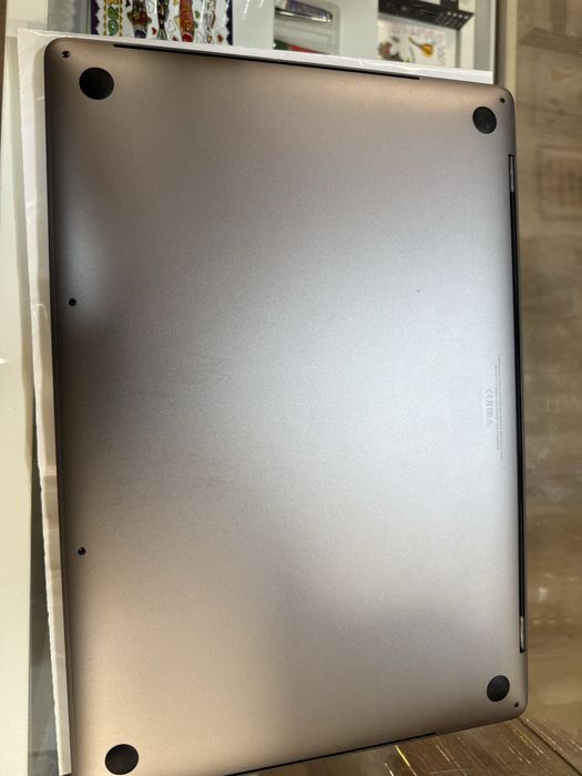 Macbook Pro 16” (2019) - i9 / 32gb RAM / 512gb SSD - Como novo