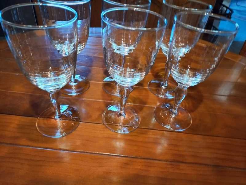 Conjunto de 6 Copos de pé para vinho - Vidro soprado artesanalmente
