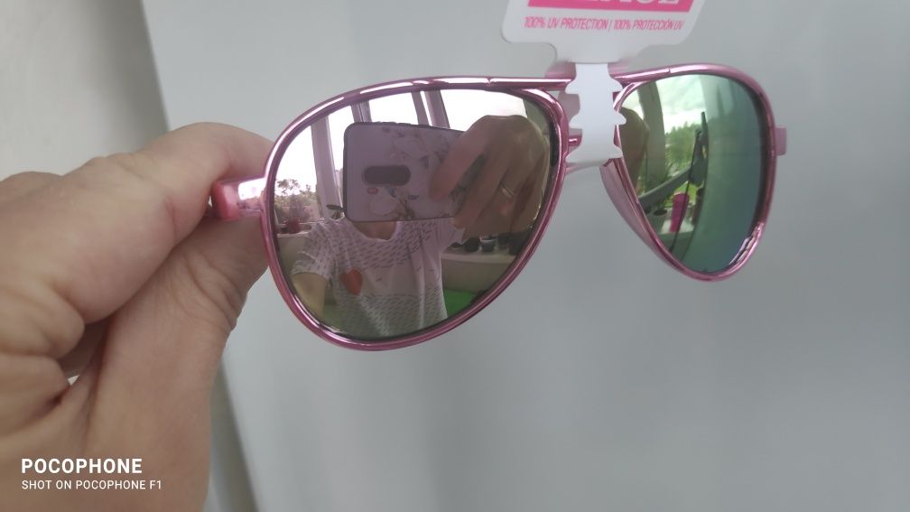 Новые стиляжные очки для девочки от солнца Children's place.США!