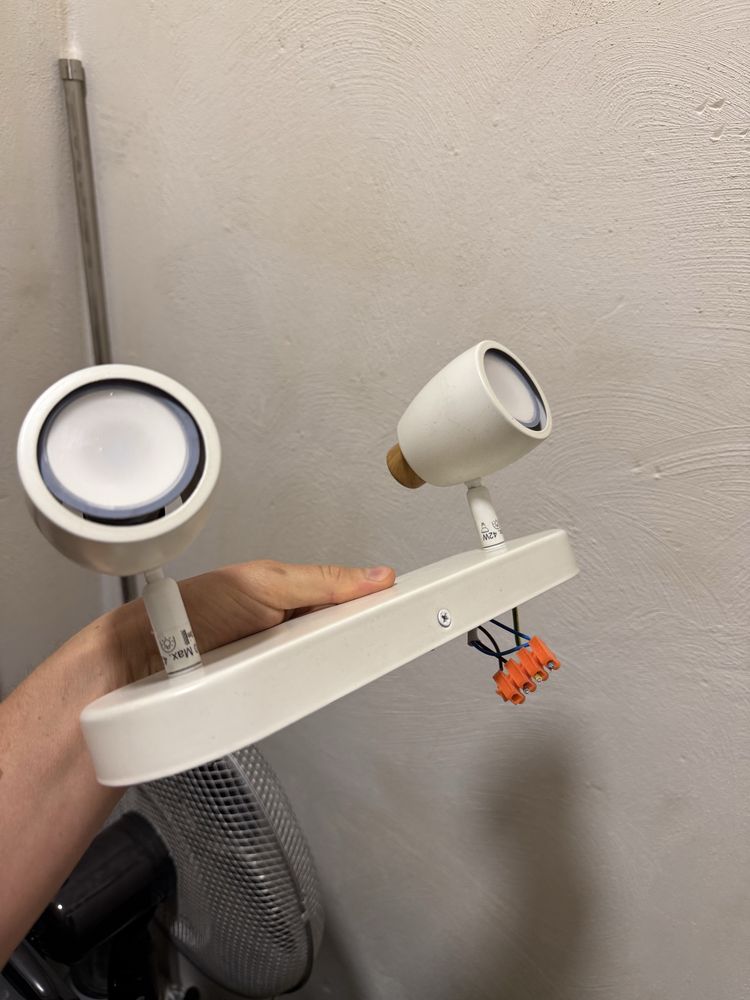 Lampa sufitowa biała