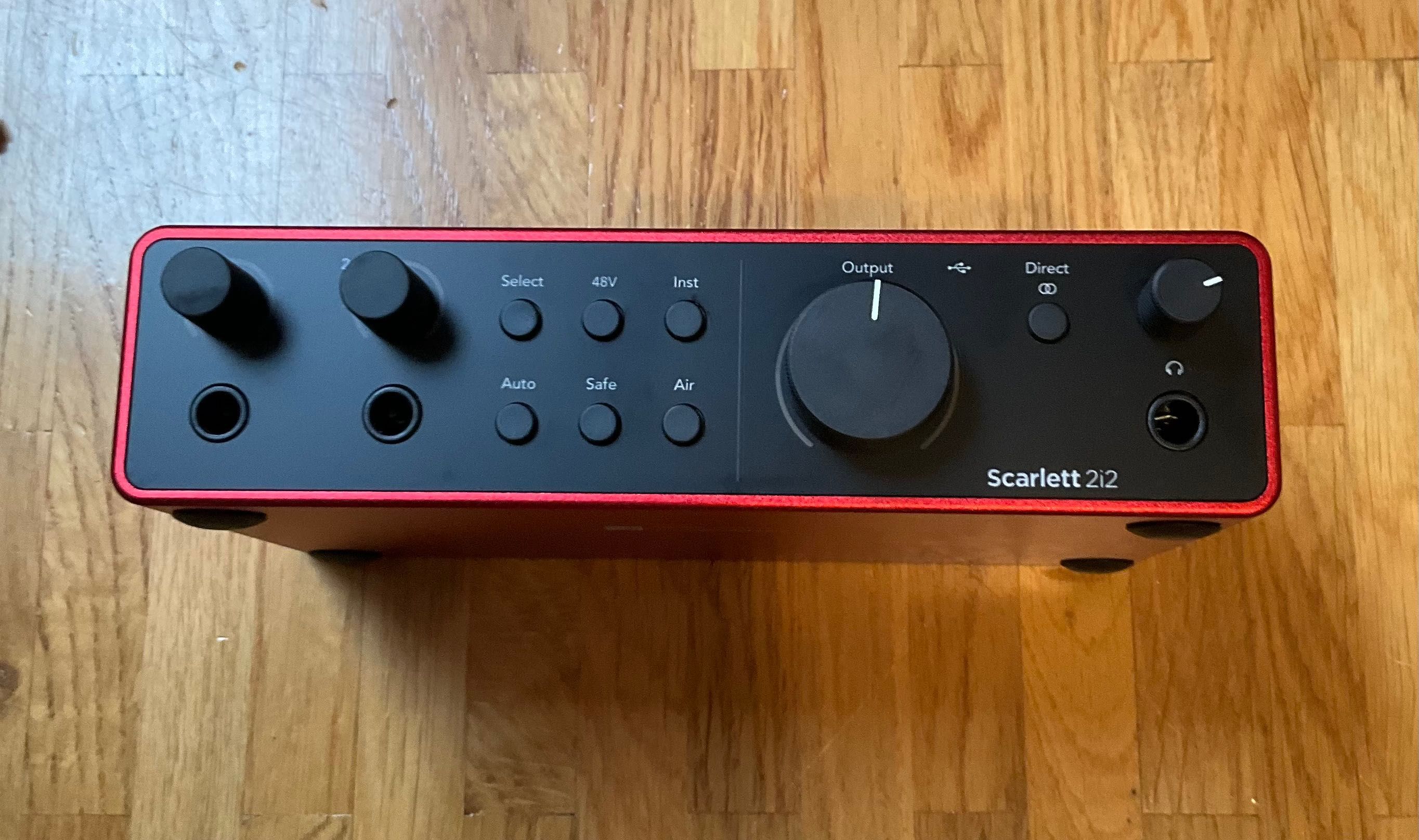 Interfejs audio FOCUSRITE SCARLETT 2i2 4TH