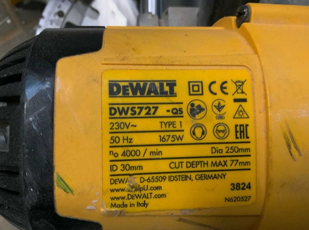 Radialna Piła ramieniowa, ukośnica DeWalt DWS727