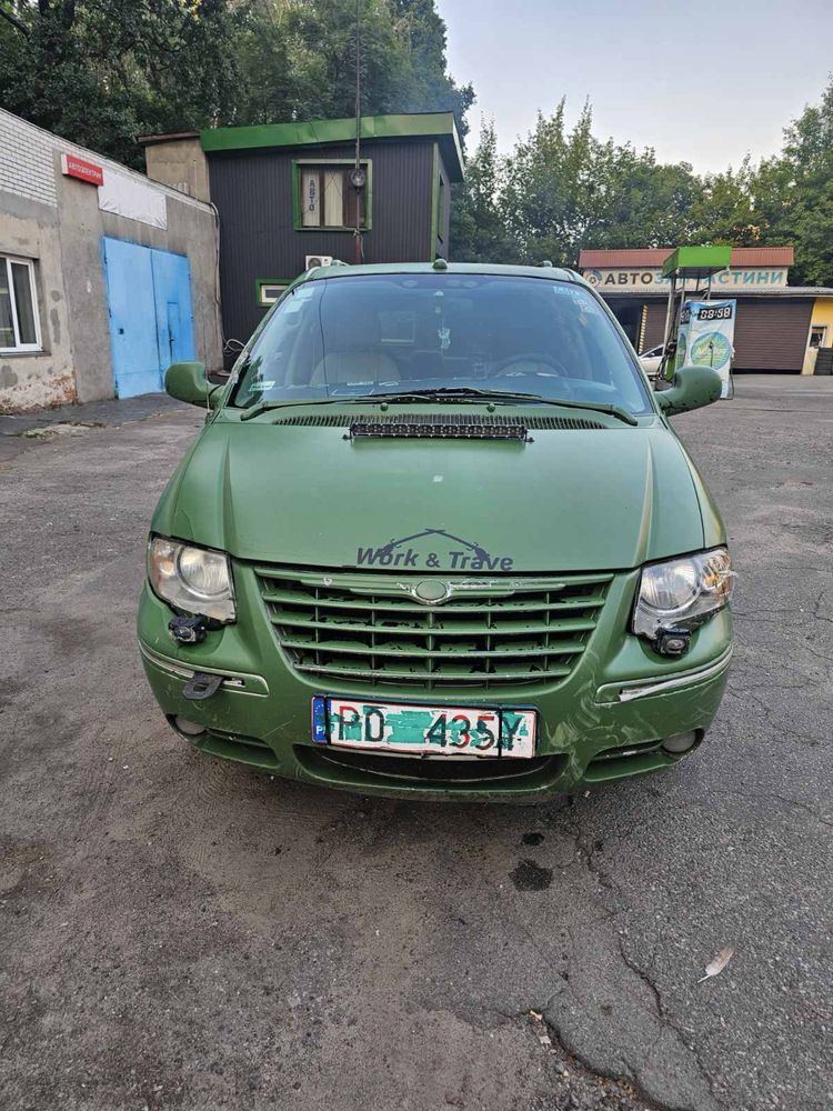 Chrysler Voyager 2005 3.8 Avtomat