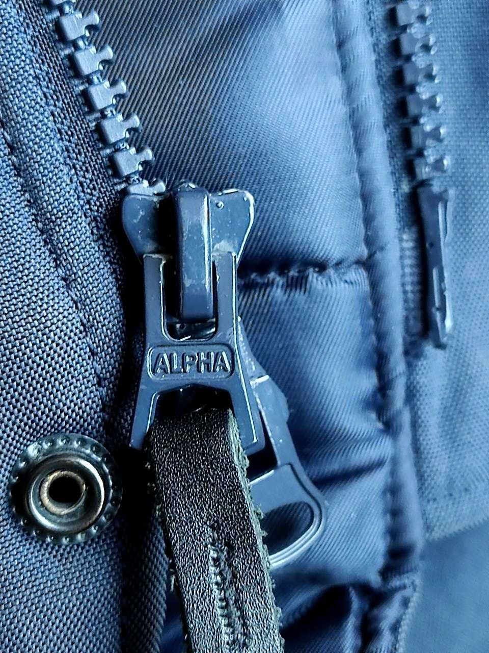 Зимняя куртка парка Alpha Industries женская темно-синяя оригинал