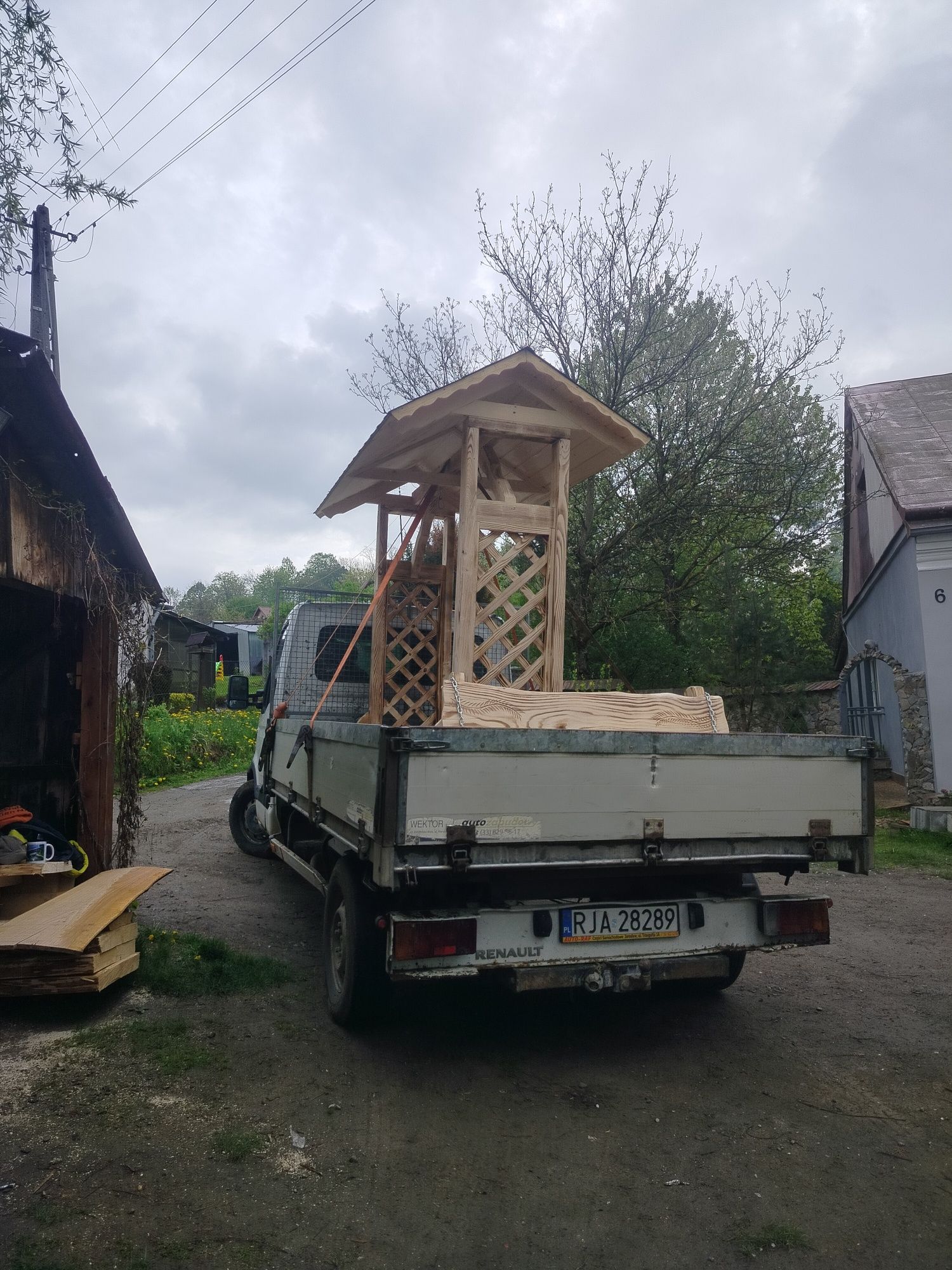 Huśtawka  ogrodowa 255cm